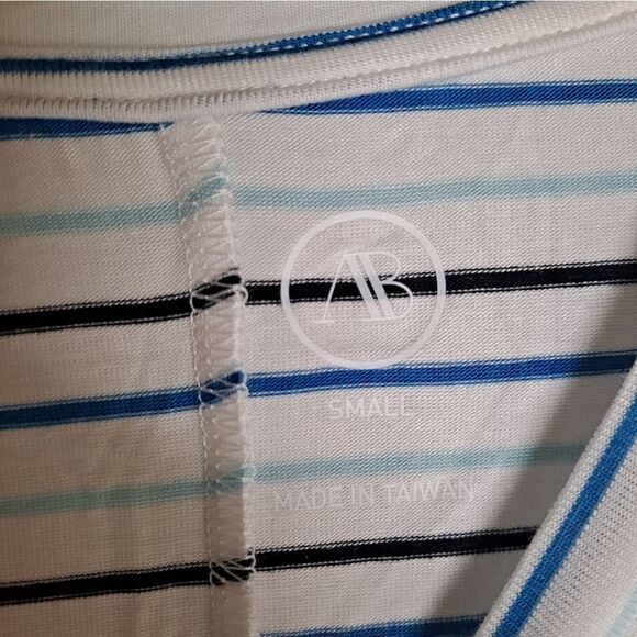 NWT ADDISON BAY Tie Back Long Sleeve Multi Stripe Blue Various sizes - Picture 2 of 10